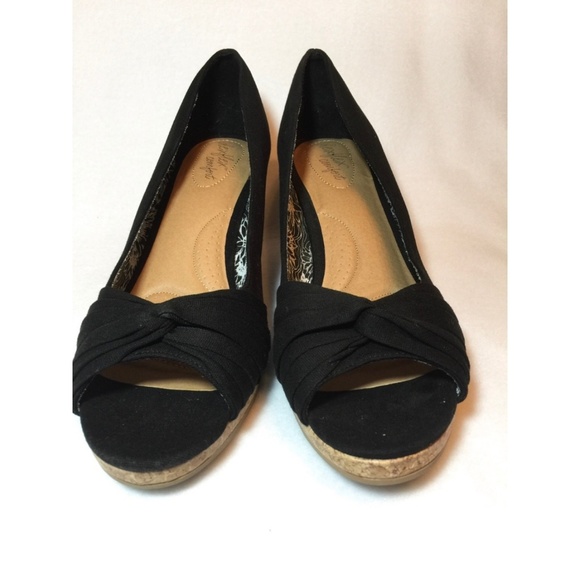 DexFlex Comfort Peep Toe Wedges - Picture 2 of 5